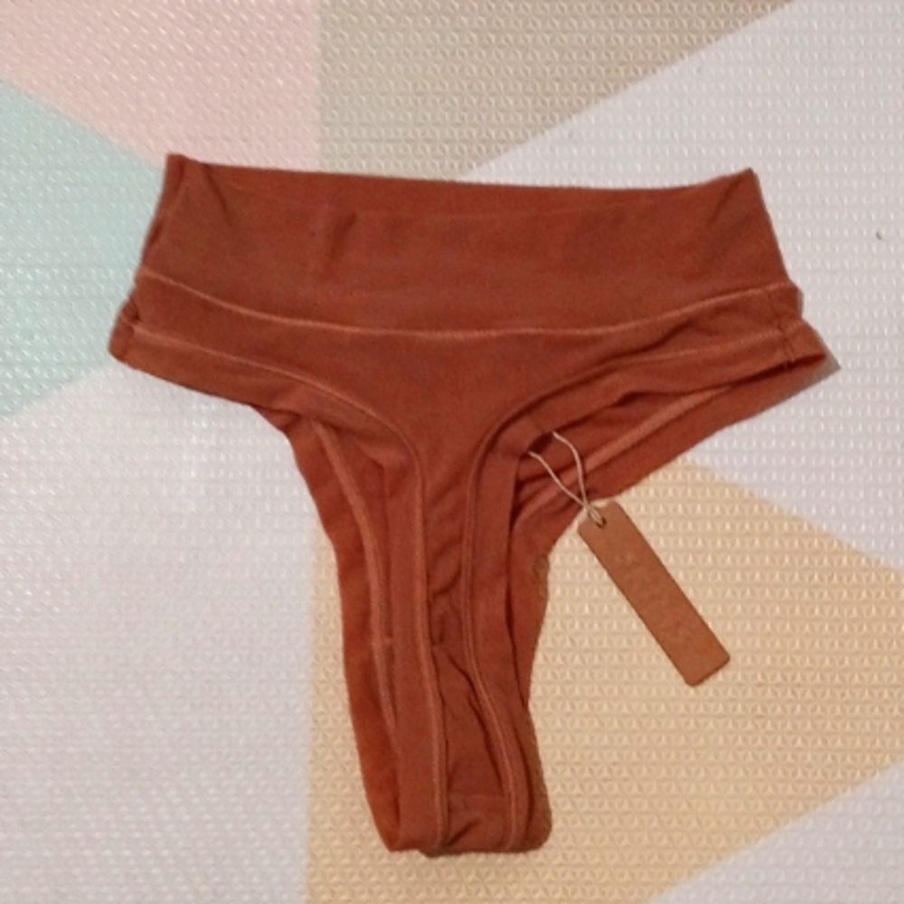 SKIMS Highrise Mesh Thong SIZE XXS - Picture 5 of 5